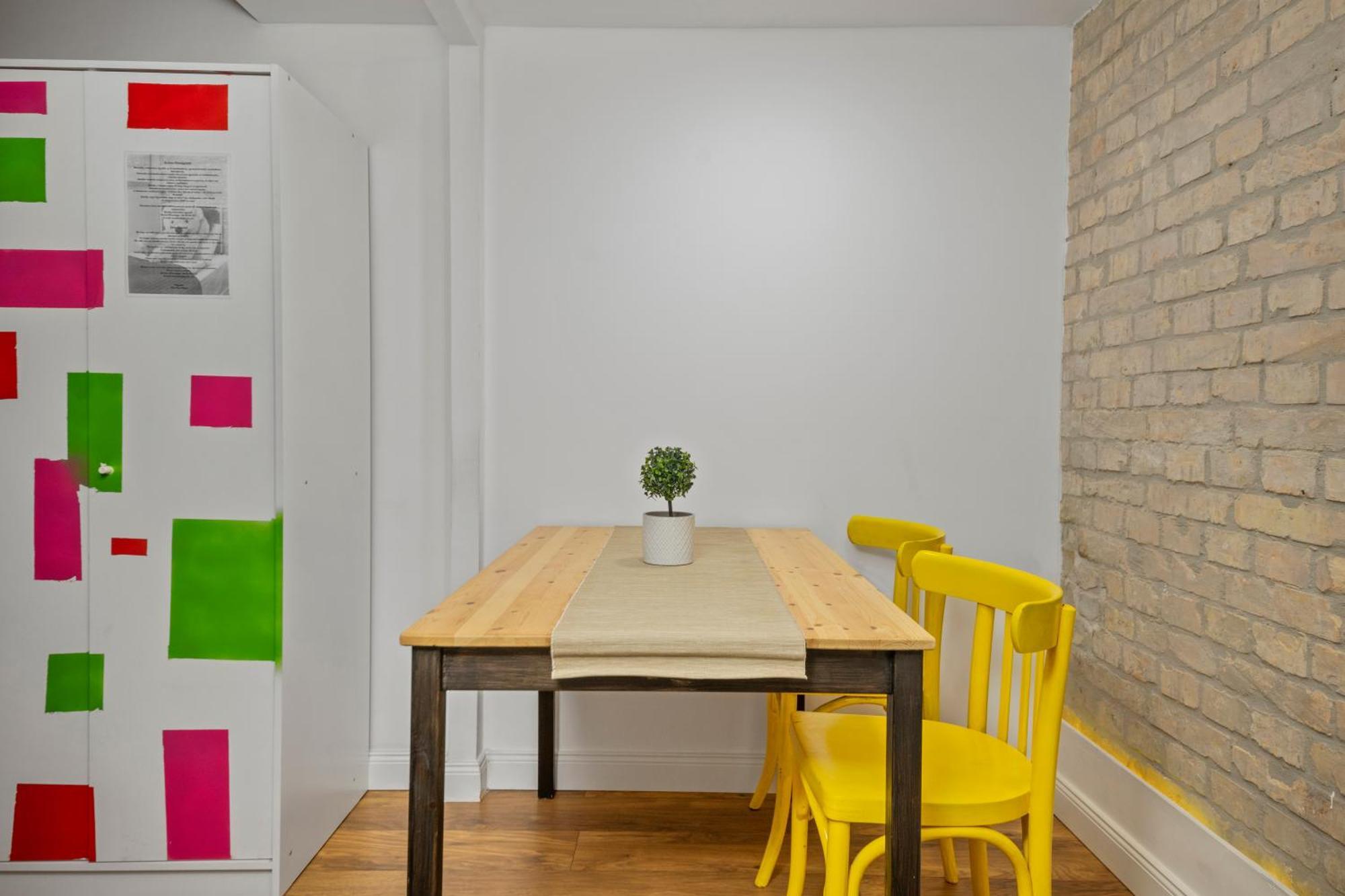 Colourful Apartments In The Party District Budapest Luaran gambar